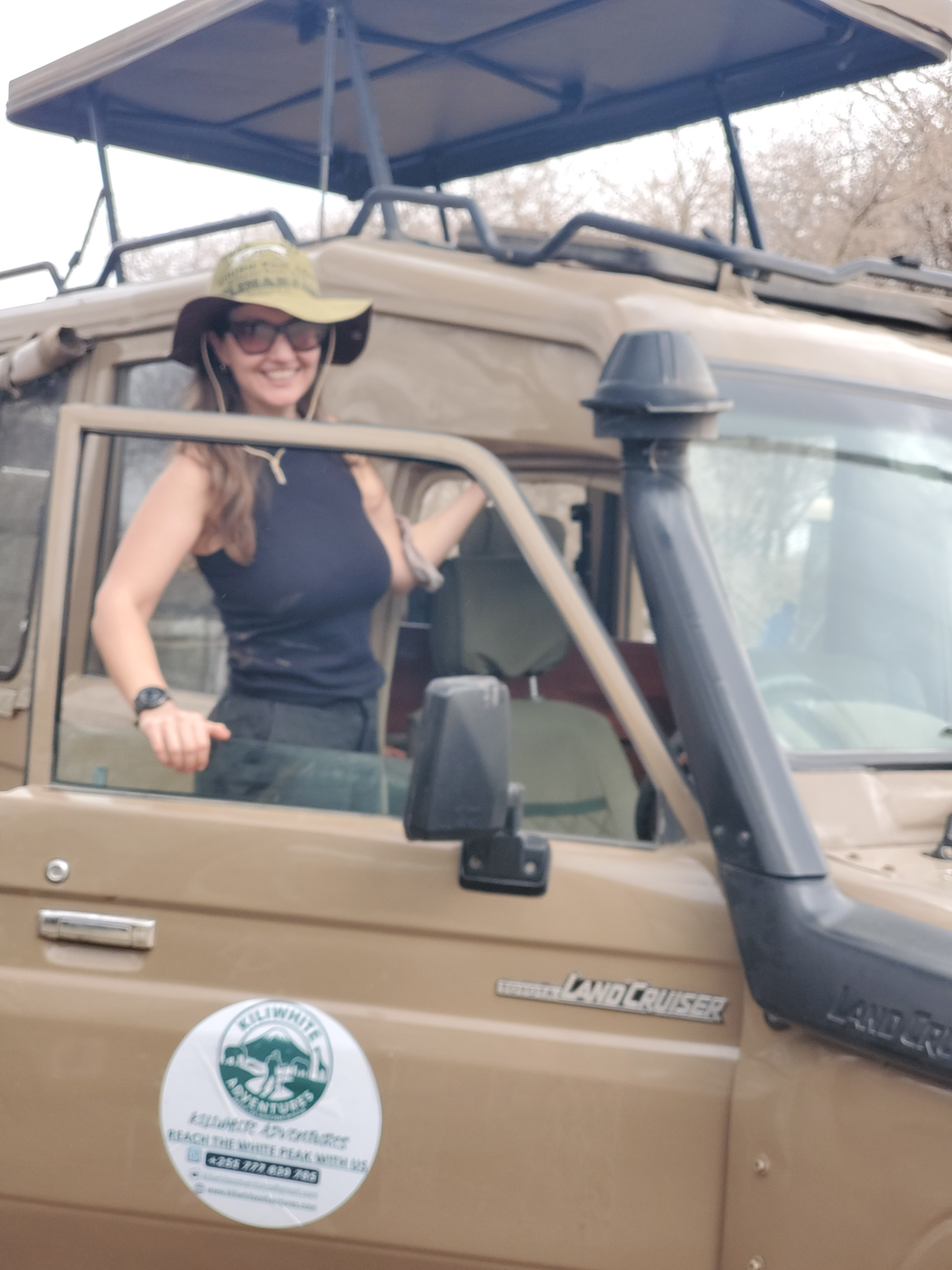 kiliwhite ,serengeti